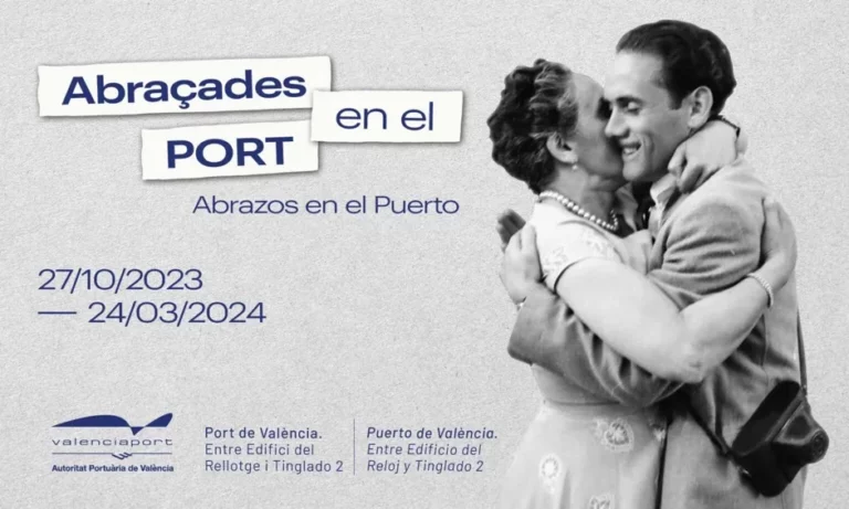 Abrazos en el puerto