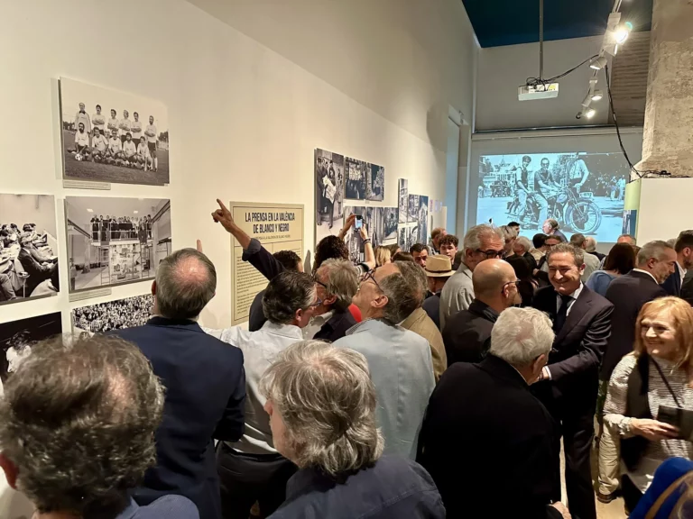 01 Inauguración Anecdotario del periodismo valenciano